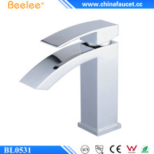 Beelee Bl0531 moderna cascada de latón baño Lavabo grifo